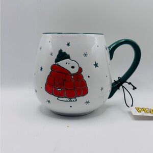 Gibson Homewares Peanuts Snoopy In The Snow Stoneware Mug, 20 oz., NWT